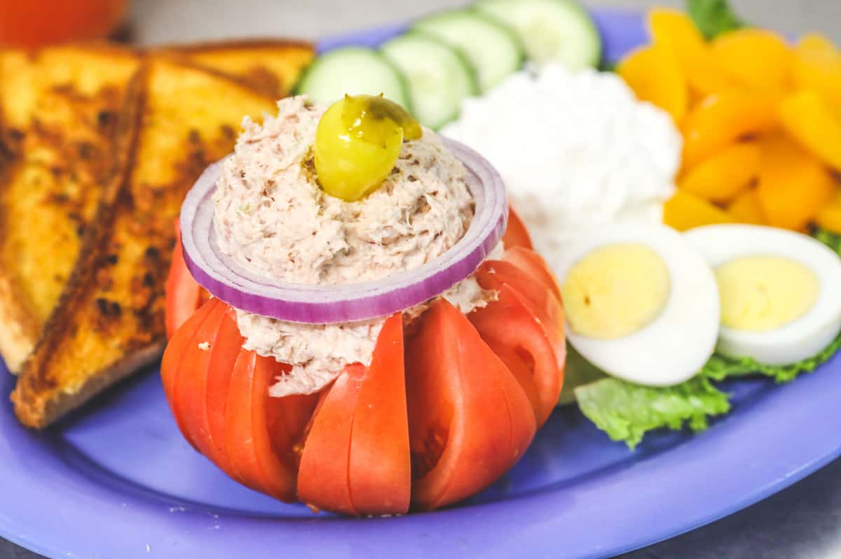 tuna tomato
