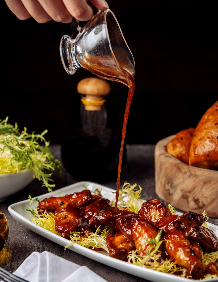 Chicken wings with barbecue sauce