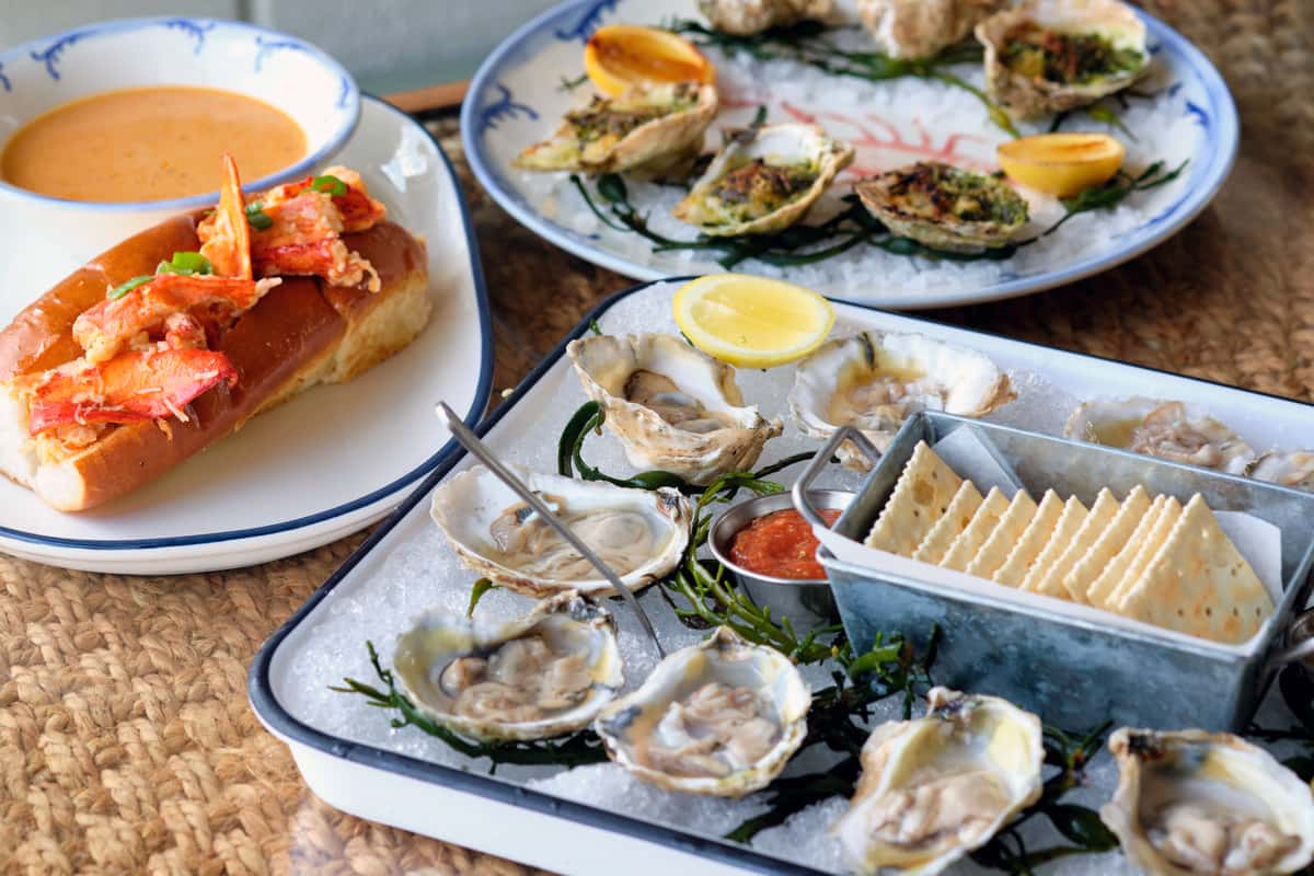 From fresh oysters to signature lobster rolls, discover the coastal flavors that have made The Big Ketch a Buckhead favorite for more than 15 years.