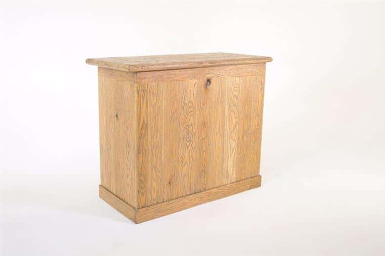 Farmhouse Bar