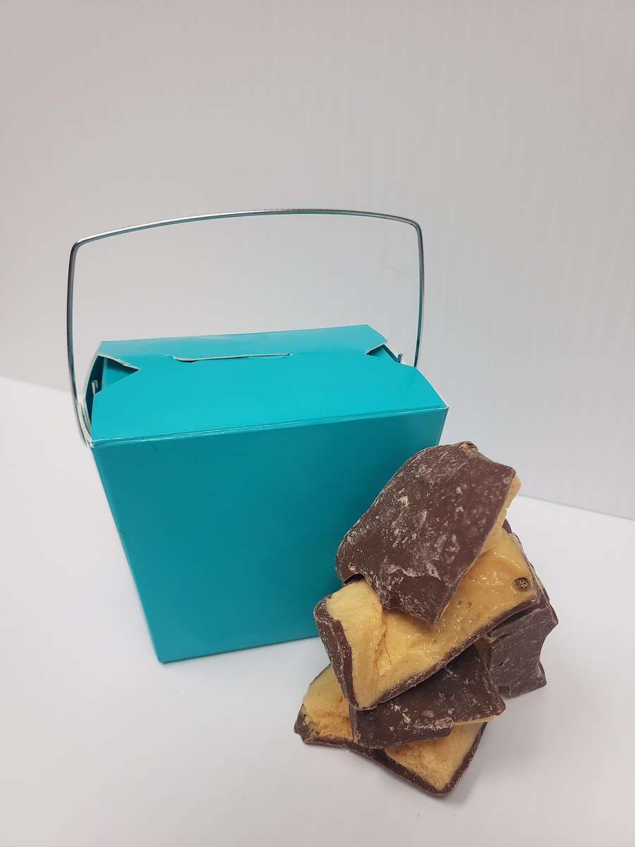 Colored Paper Wire Handled Chinese To-Go Box Filled with Chocolate Honeycomb