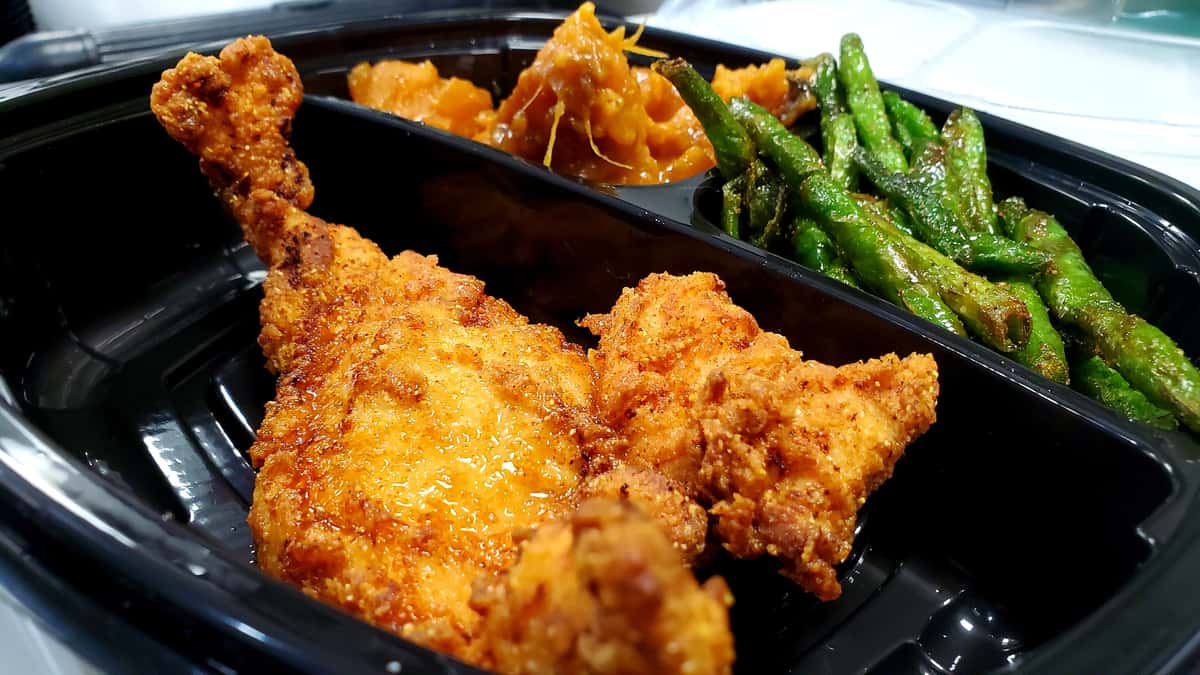 fried chicken and green beans