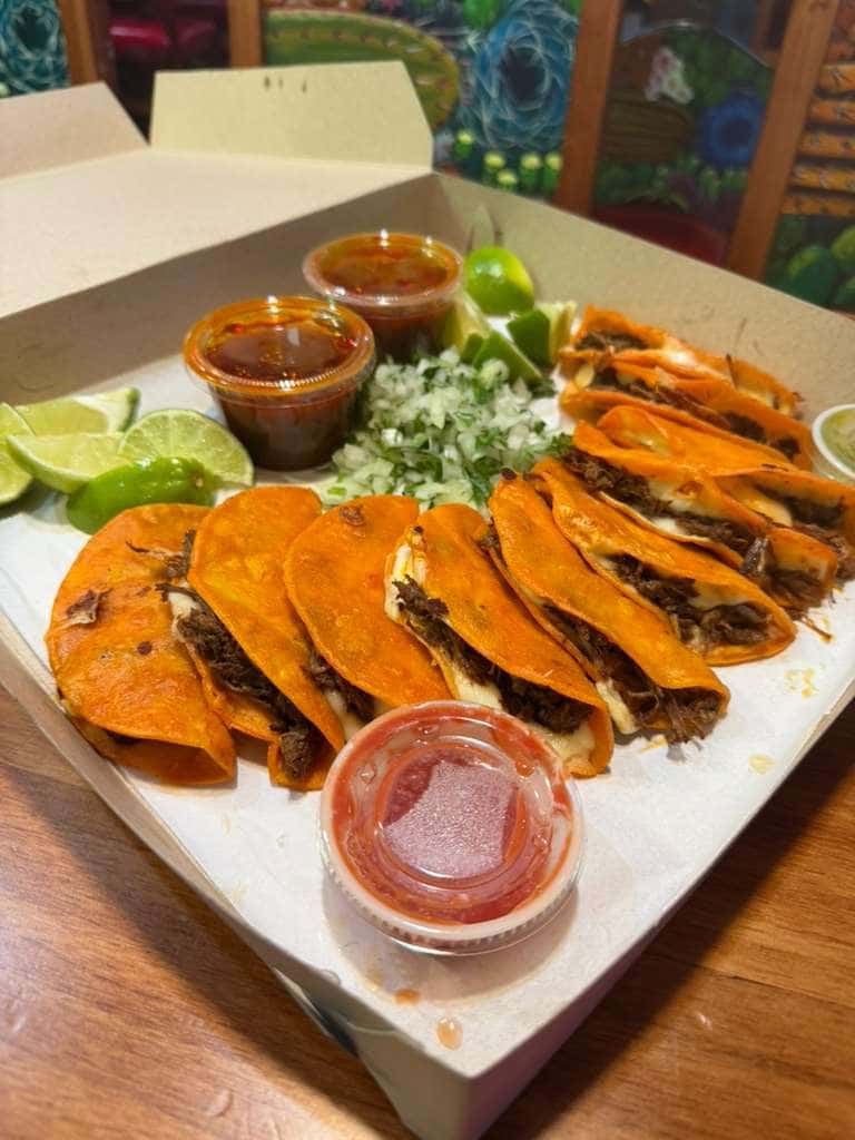Happy hour birria
