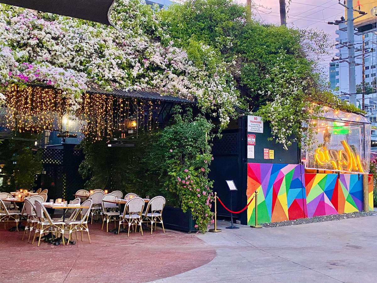 Full Restaurant Buyout