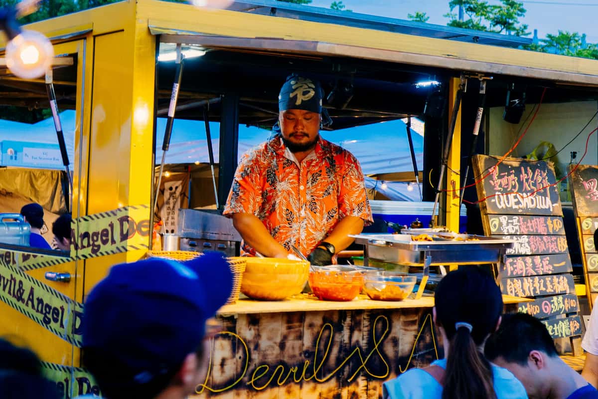 Food trucj