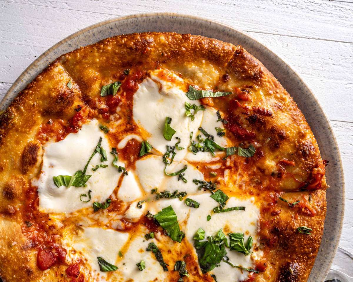 Margherita pizza