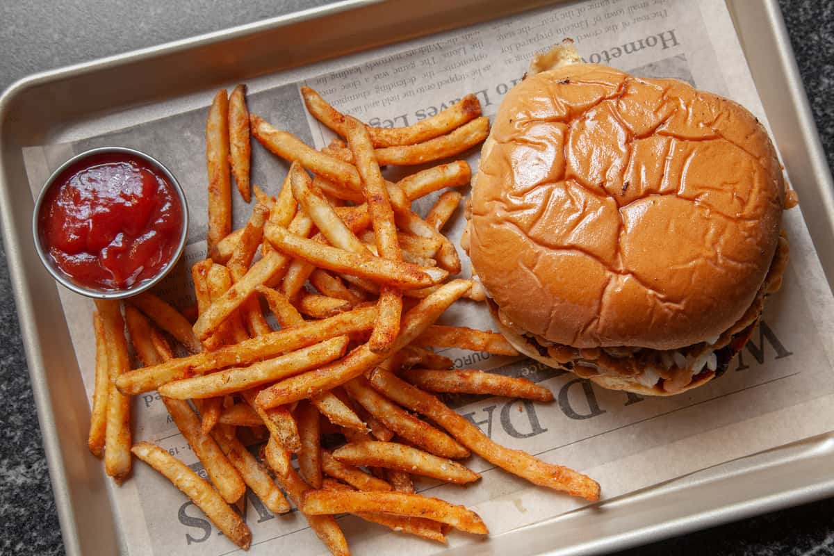 Burger Chili Cheese