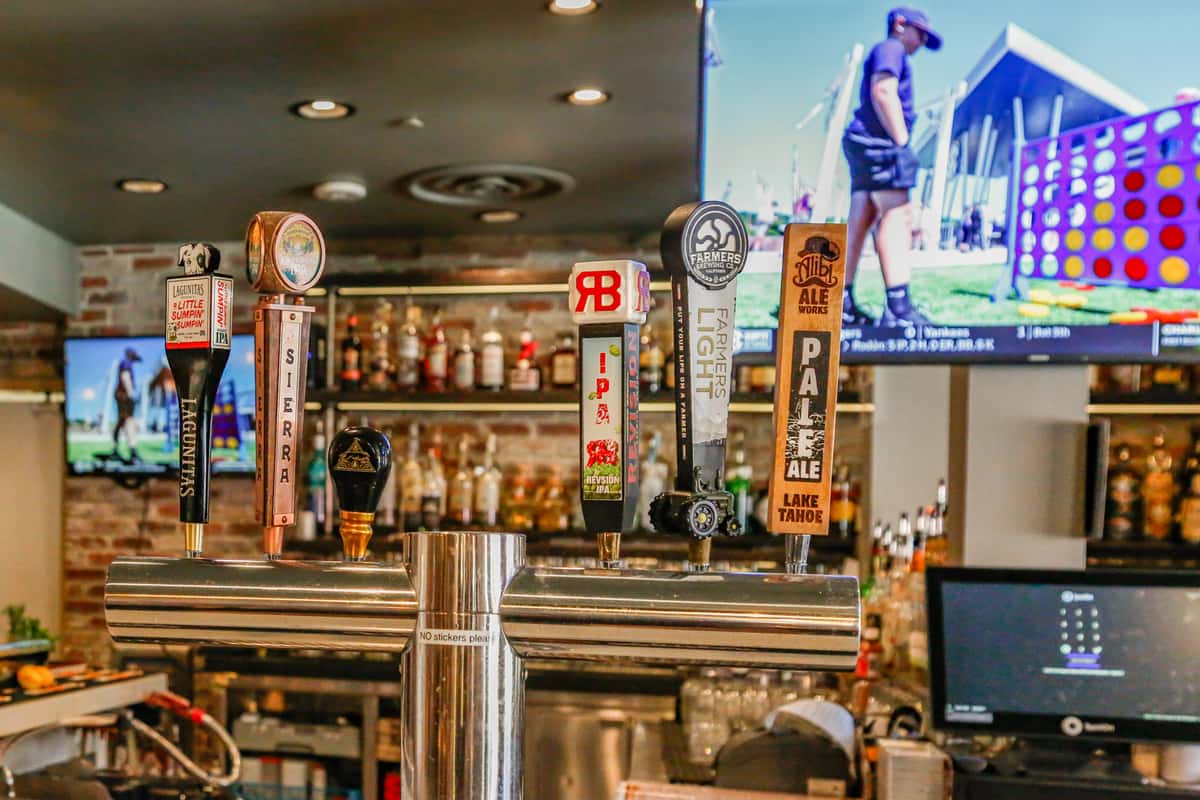 Bar