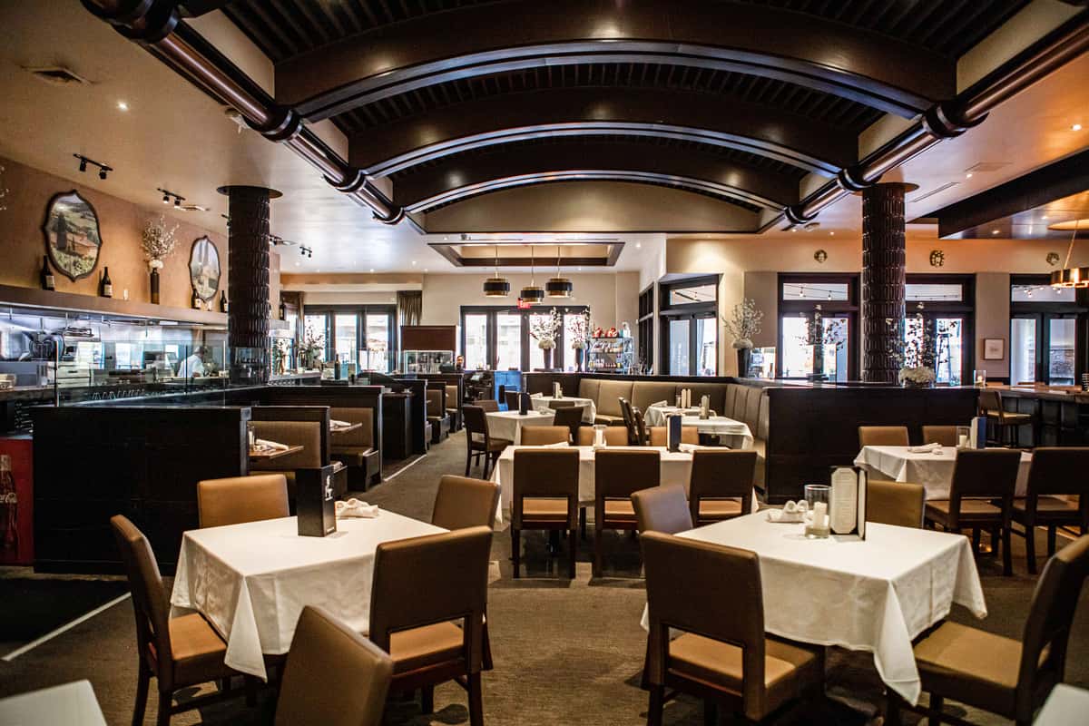 full restaurant 2