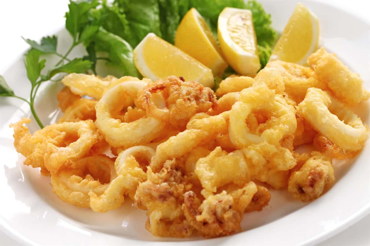 Lightly battered and fried calamari rings