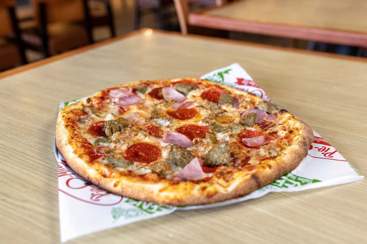 Meatlovers Pizza