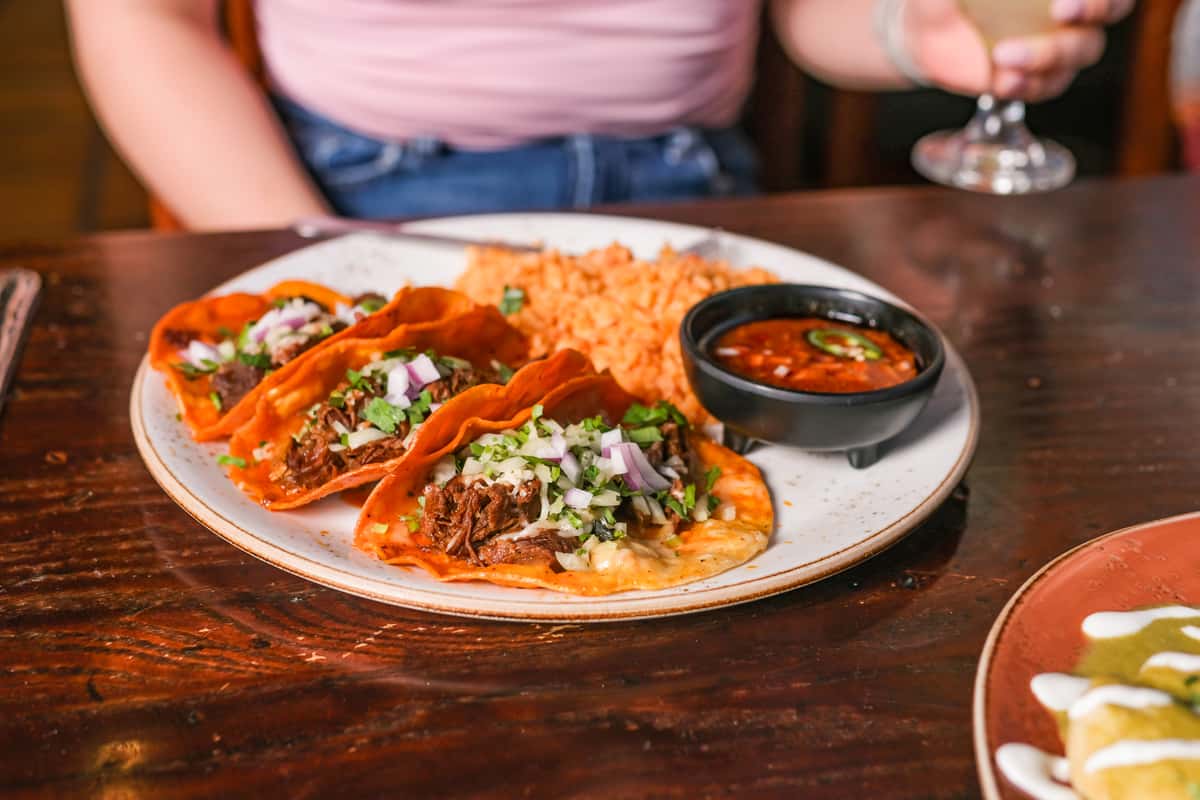 best tacos in lakeview