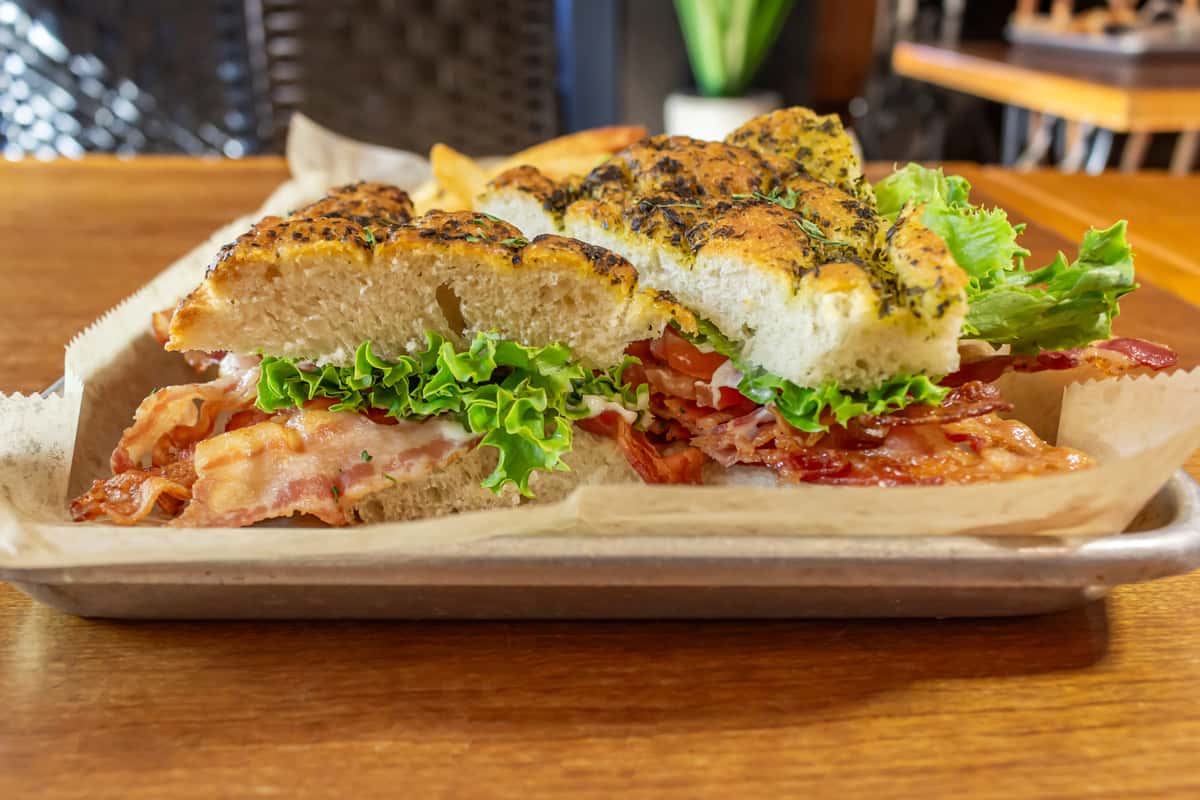 BLT