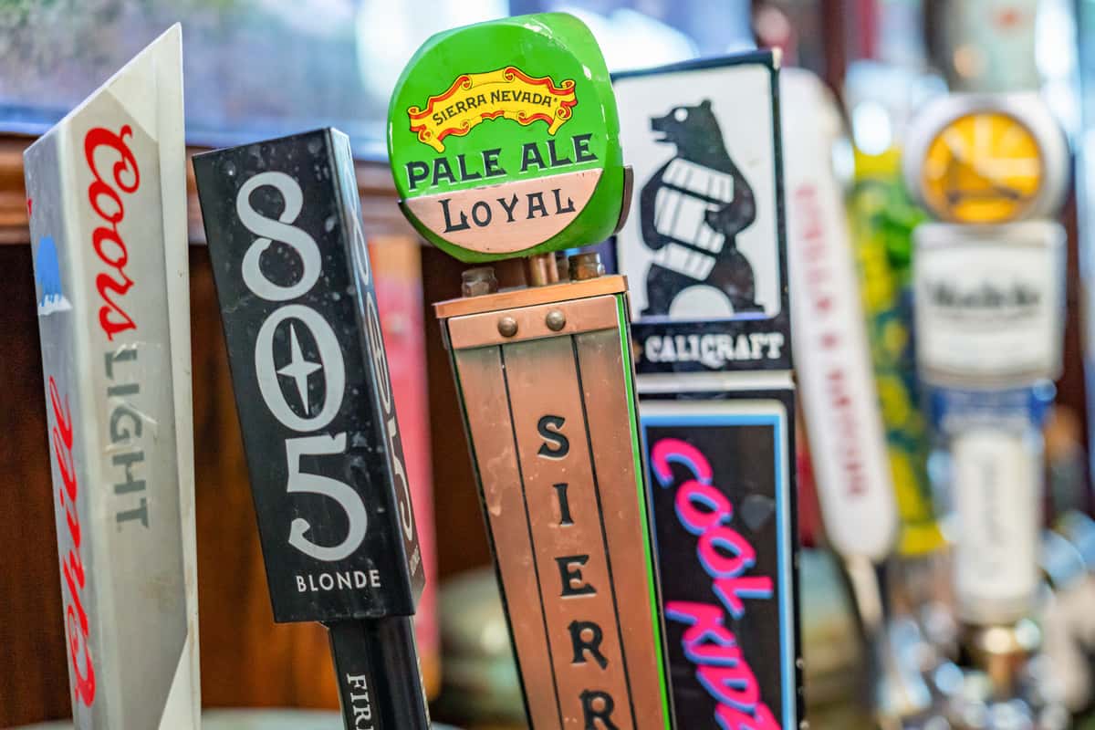 Bar Detail