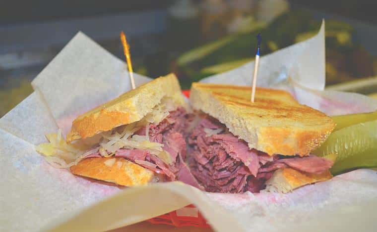 Reuben sandwich in basket