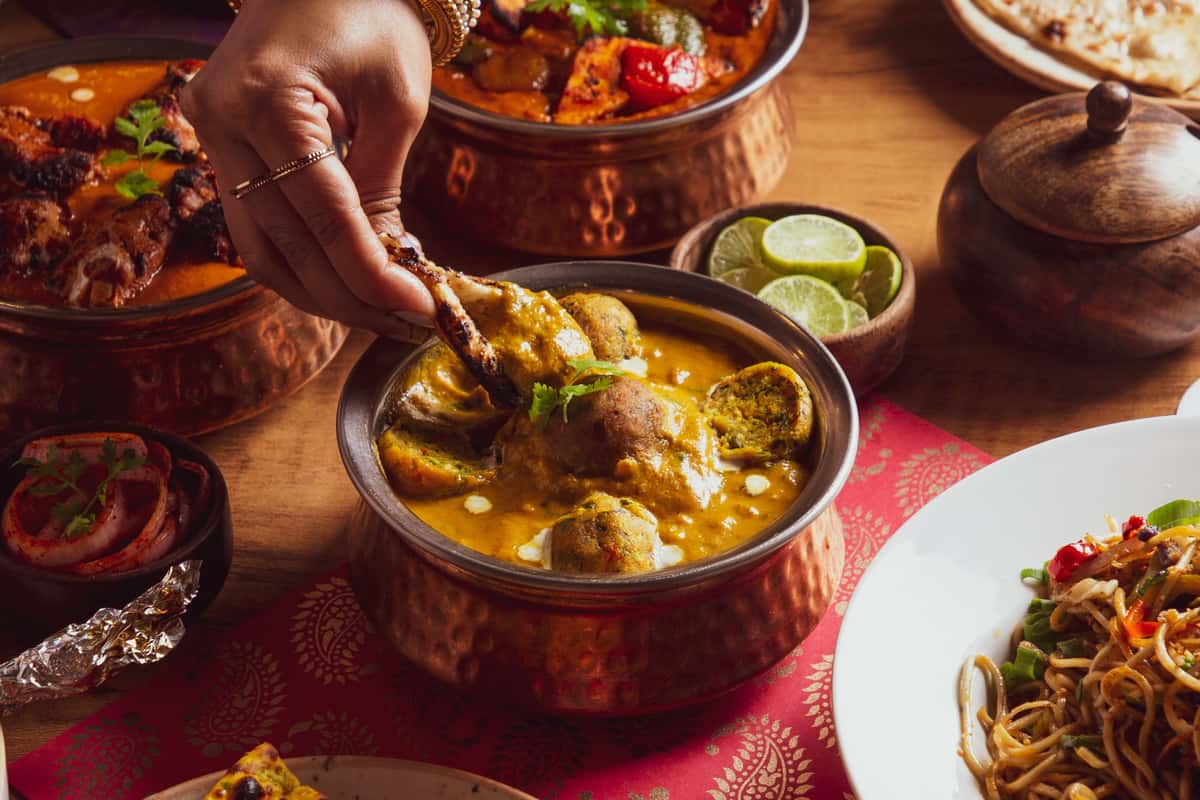 Tasting indian food