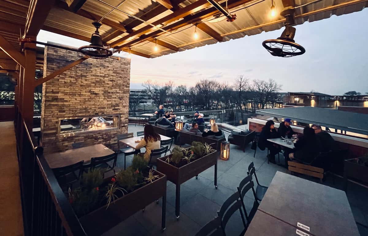 Weekend Fun in McKinney: Best Bars, Restaurants, and Live Sports Spots