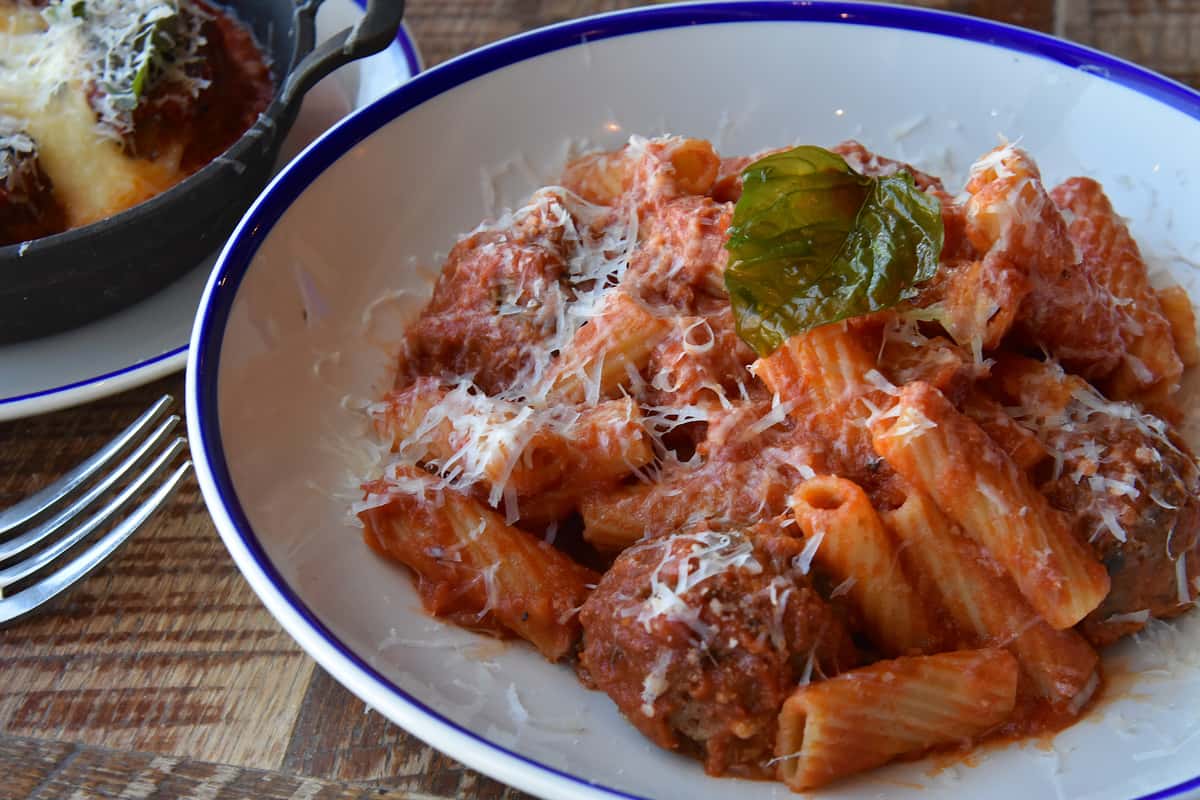 Giant Stuffed Rigatoni Maggiano's Famous Rigatoni 