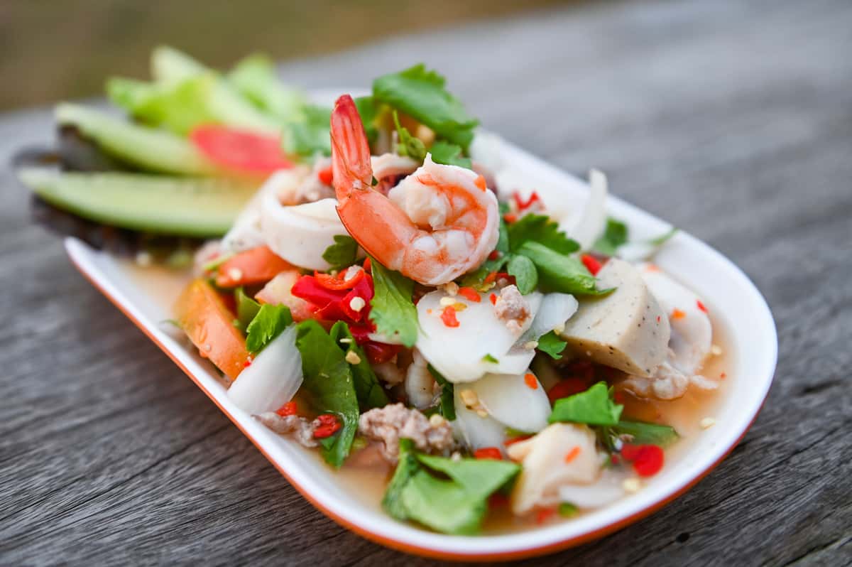 Mixed salad with shrimp and squid