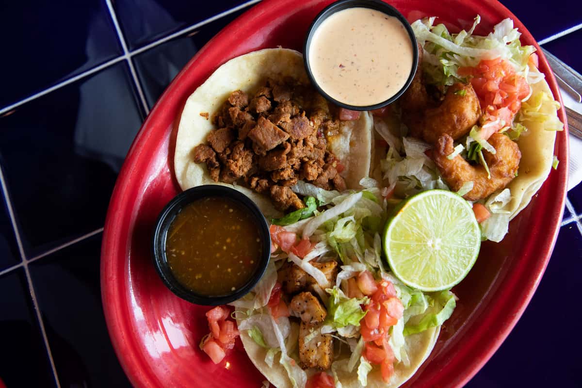 MARIO'S STREET TACOS