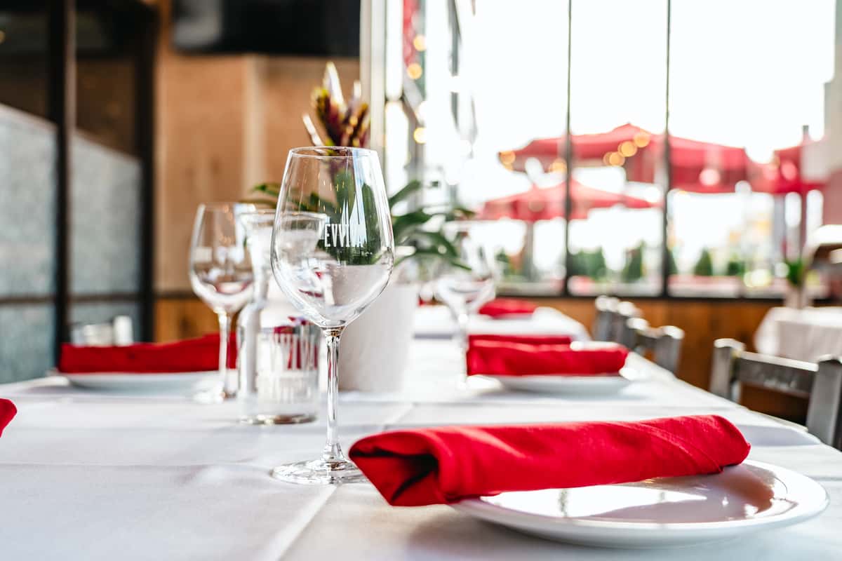 private dining room table