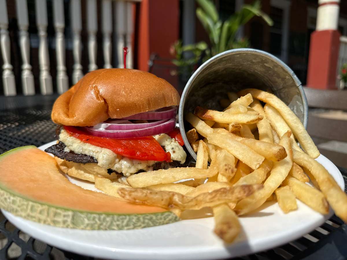 Portabello Burger McGlynns Pub Family Restaurant, Sports Bar in DE