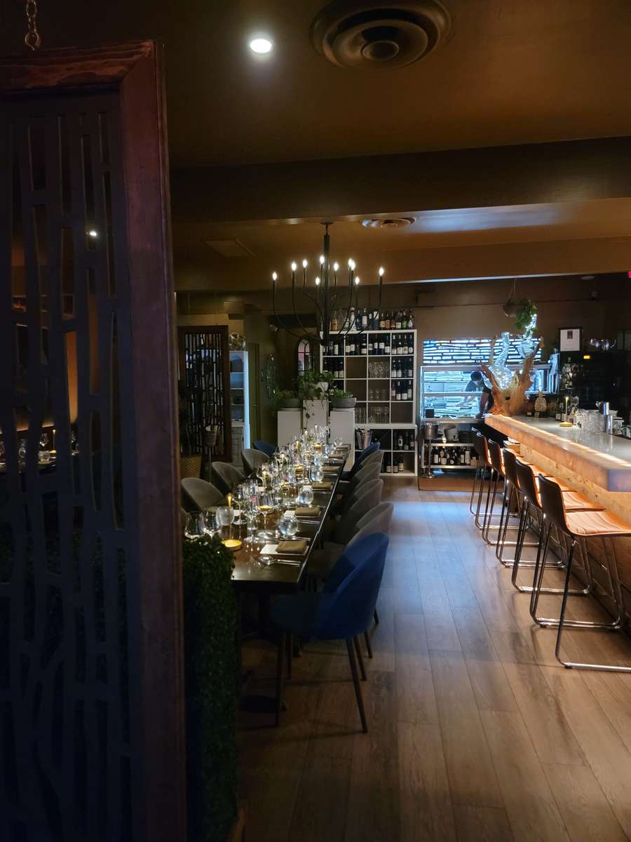 Indoor dining room