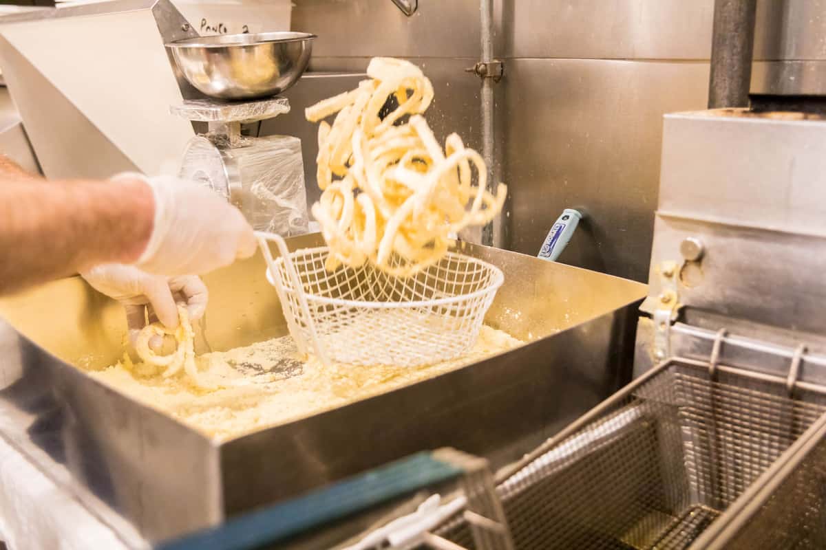 Employment Billy's Chowder House Seafood Restaurant in Wells, ME