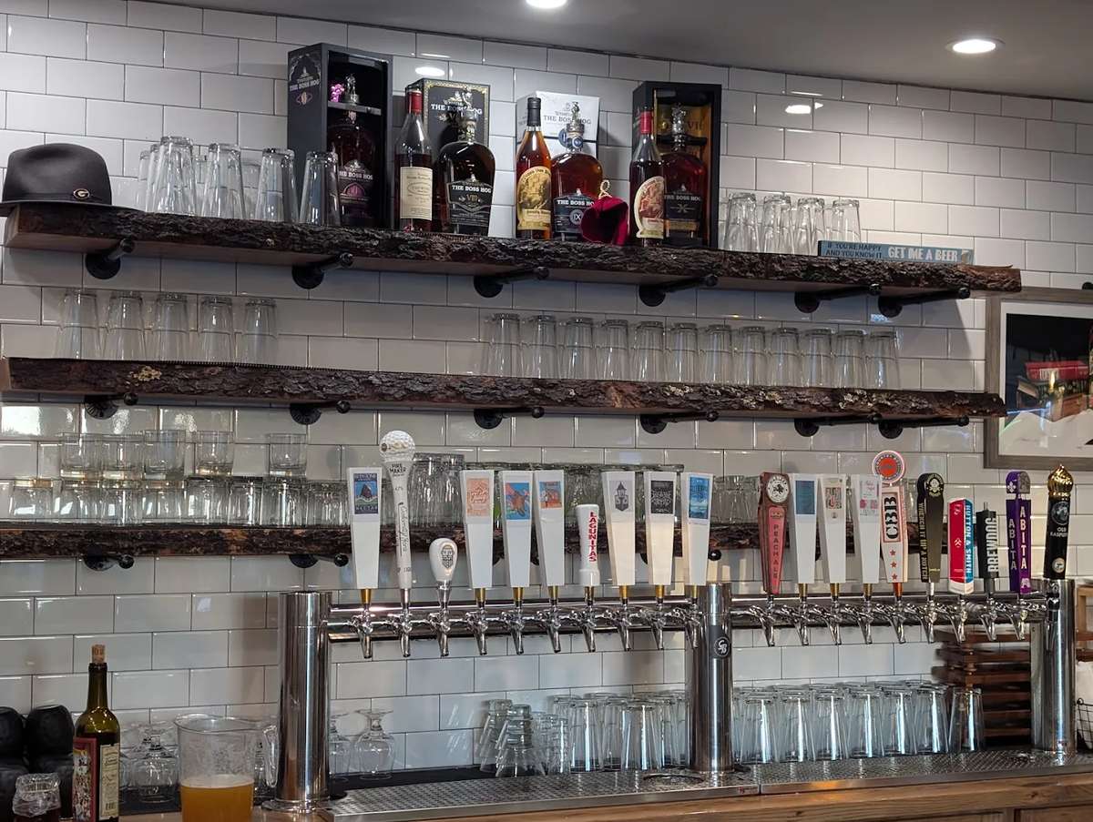 bar