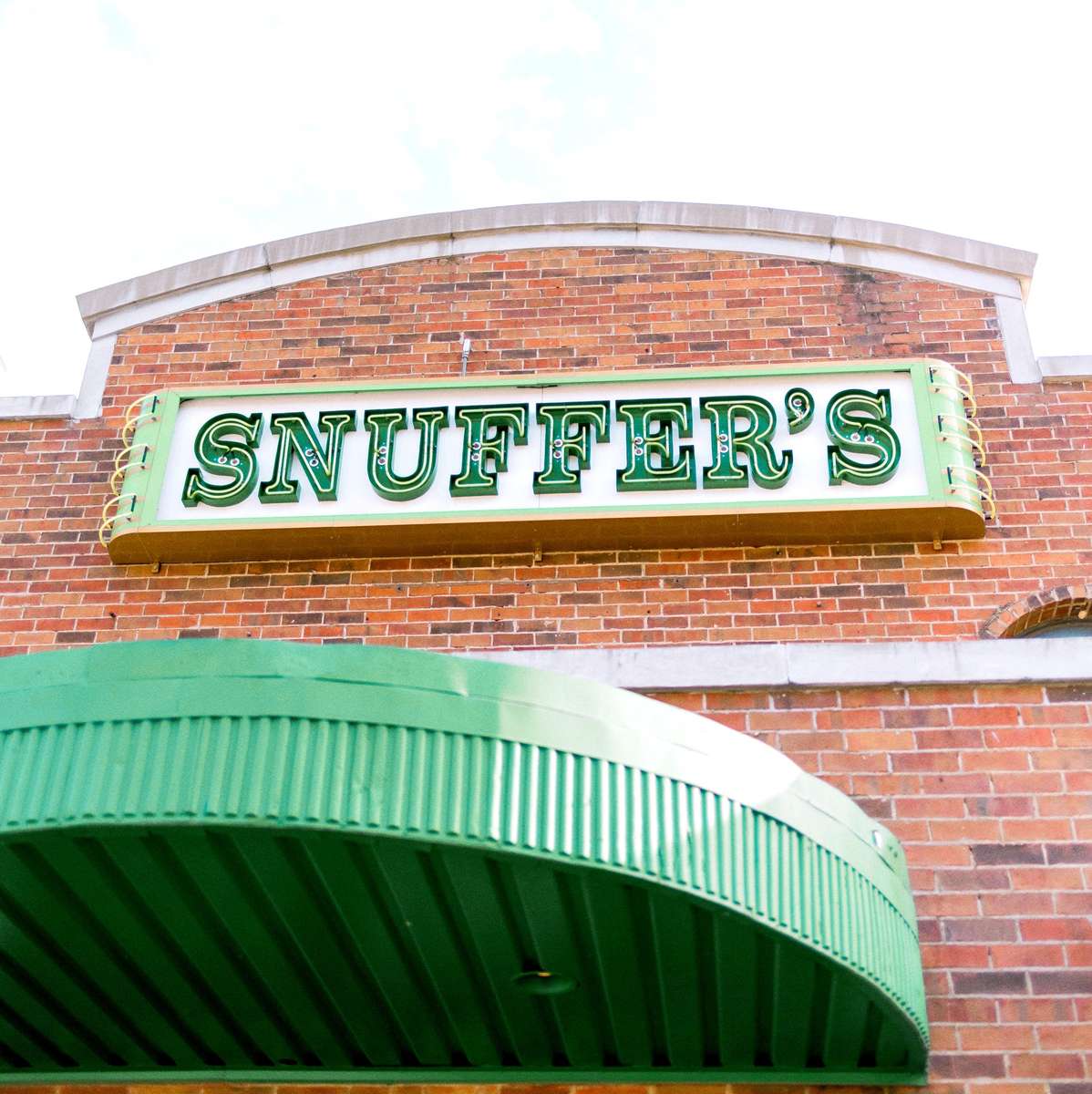 exterior of a Snuffer's location