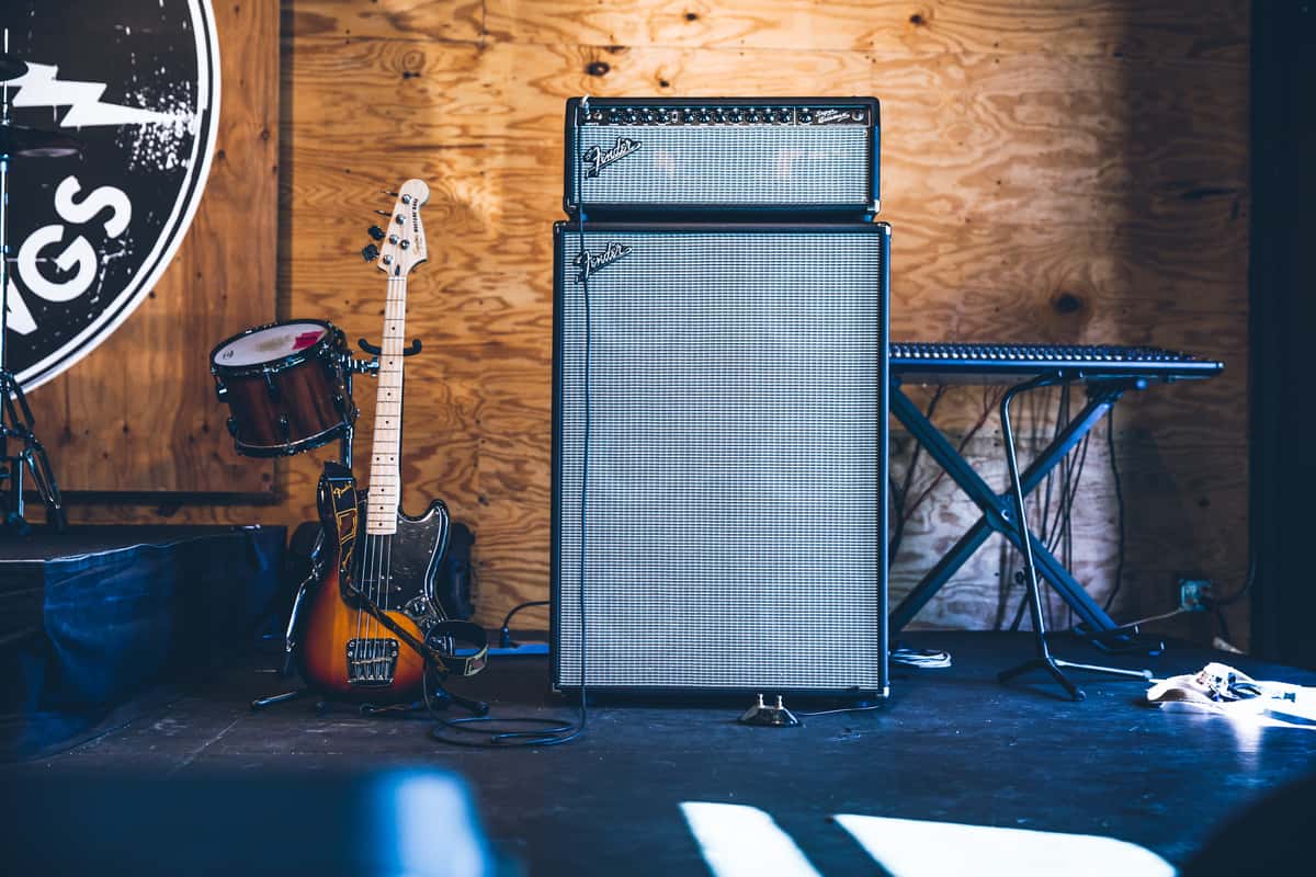 guitar and amplifier with keyboard