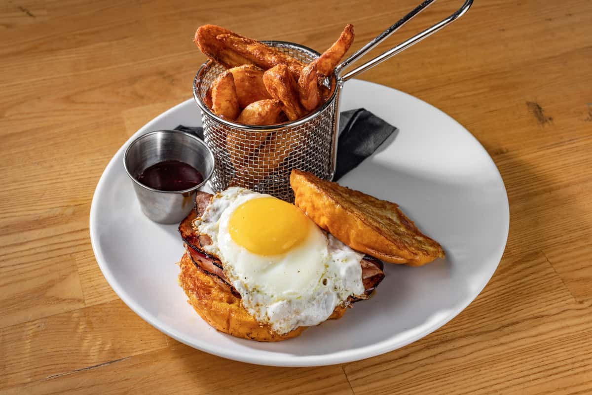 Bacon and egg sandwich