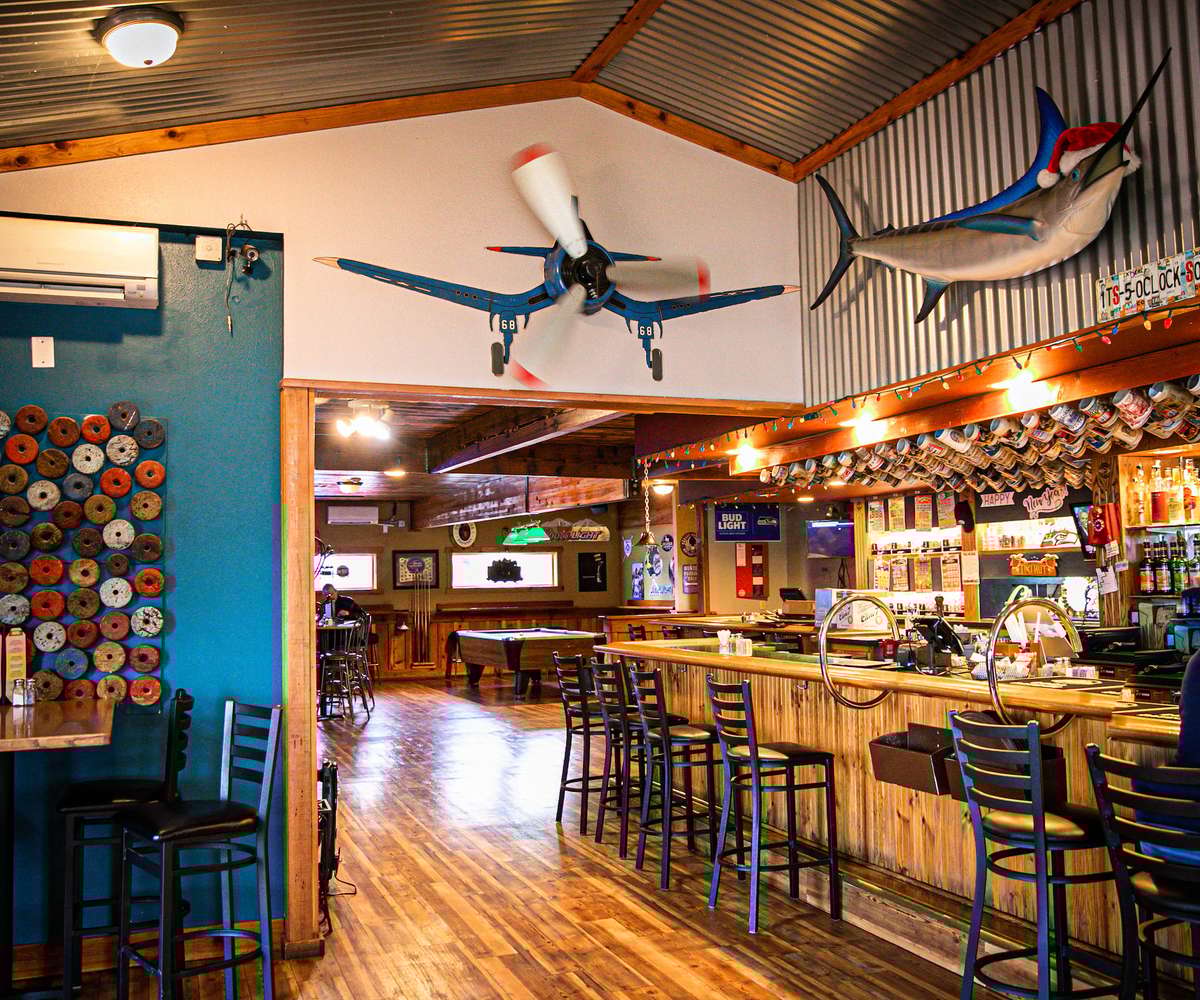 bar
