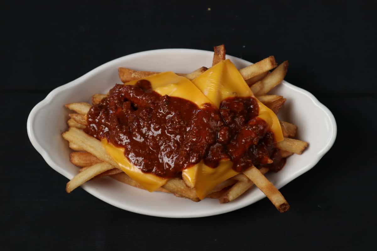 Chili cheese fries