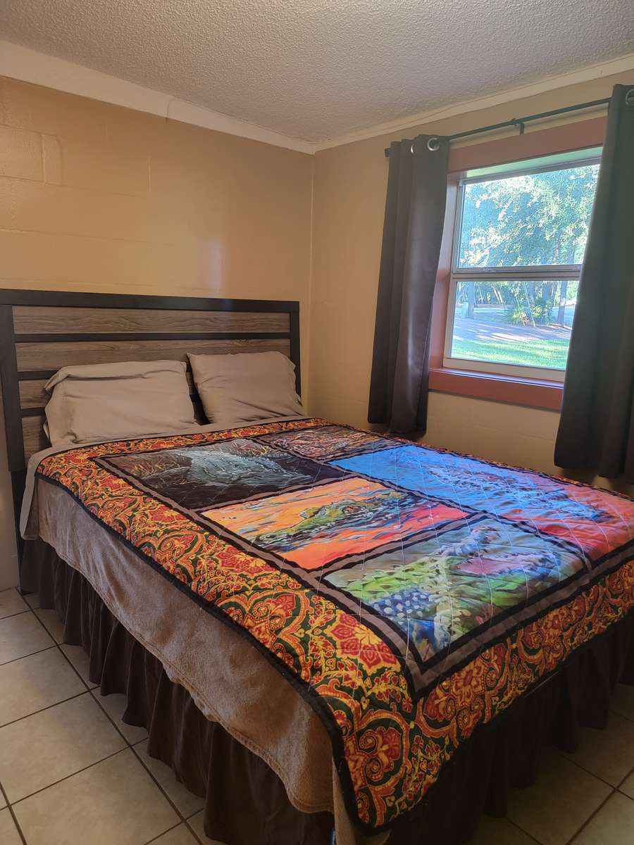bedroom1
