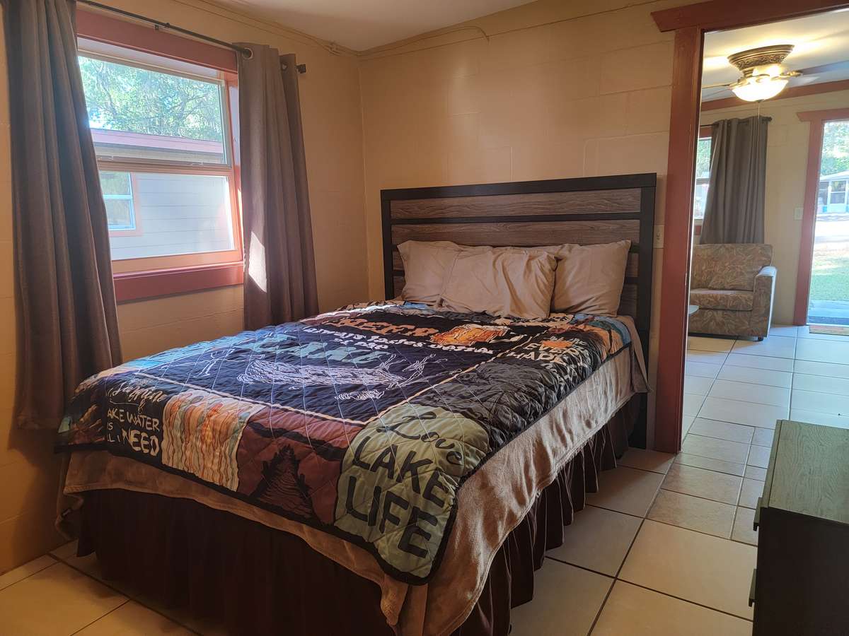 bedroom2