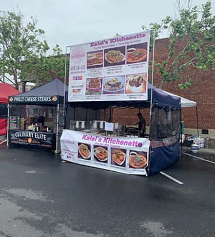 Kalei's Kitchenette stand setup at the farmers market