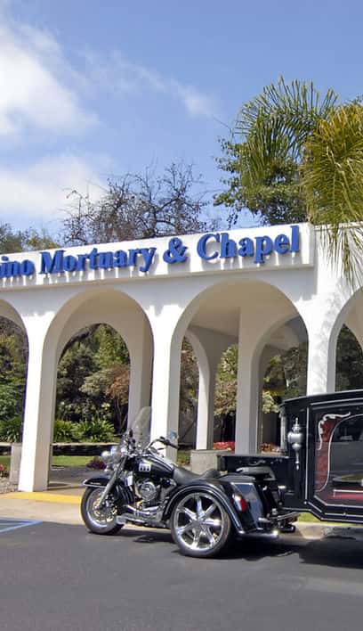 Front of the El Camino Memorial building