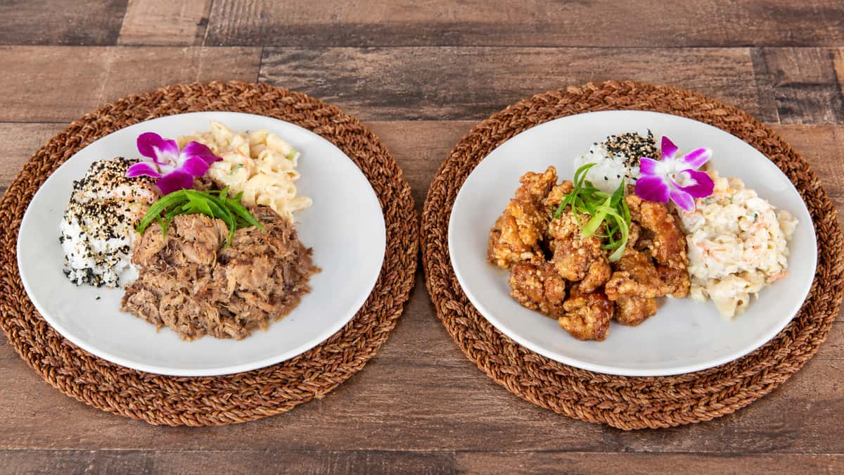 Kalei's Kitchenette Kalua Pork and Garlic Chicken plate