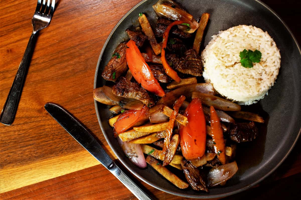 Lomo Saltado