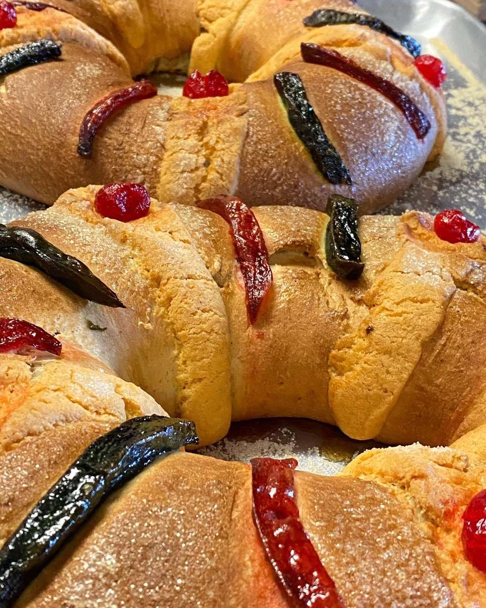 Rosca De Reyes - Small/Chica - Holiday Special - El Palote Panadería