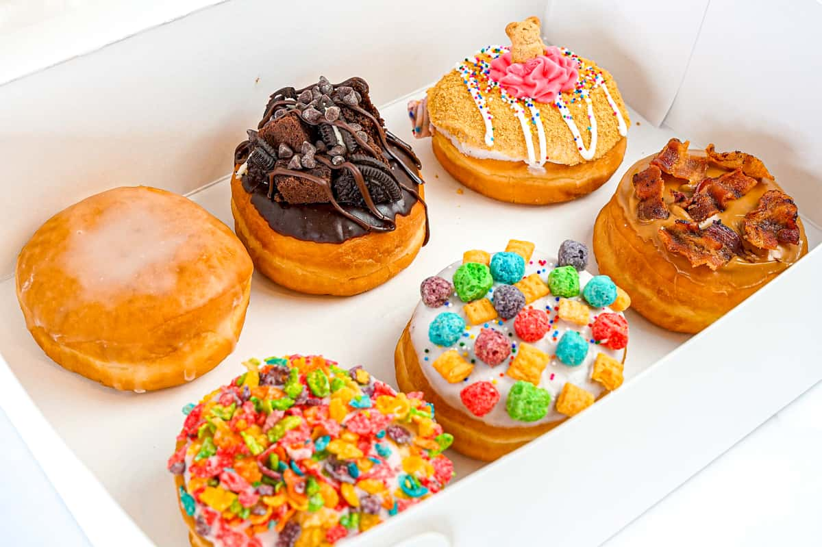 hand-cut-donut-shop-with-ceremony-coffee-donut-shack