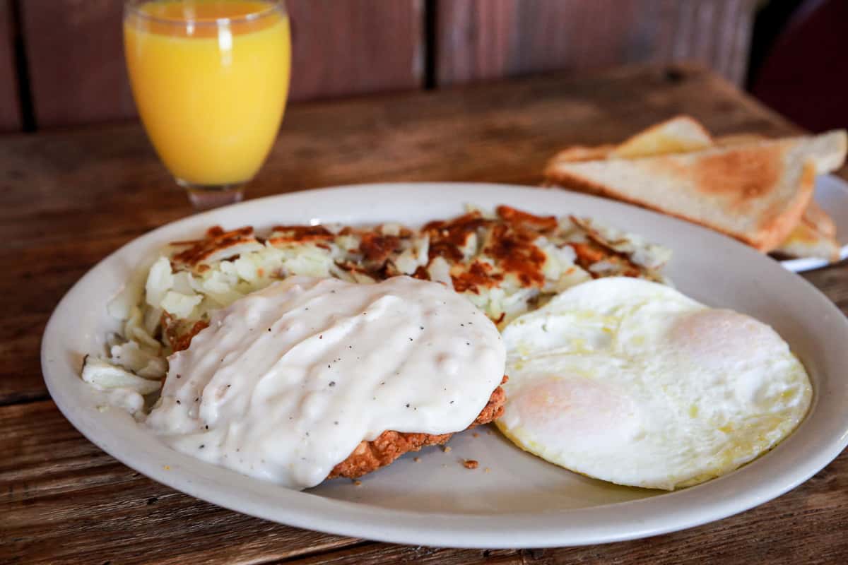 5oz country fried steak breakfast