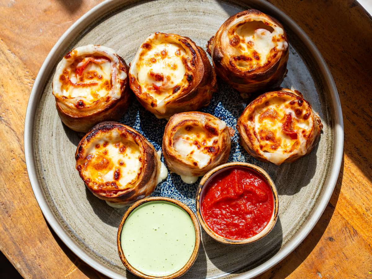 pizza knuckles