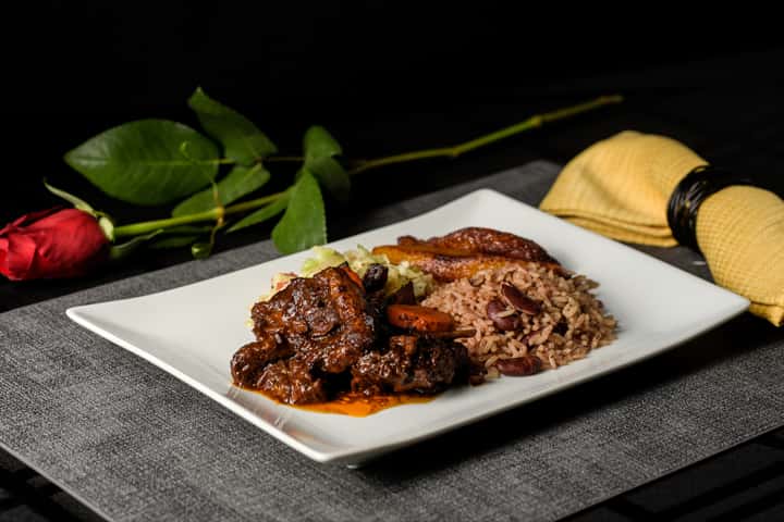 oxtail rice and peas