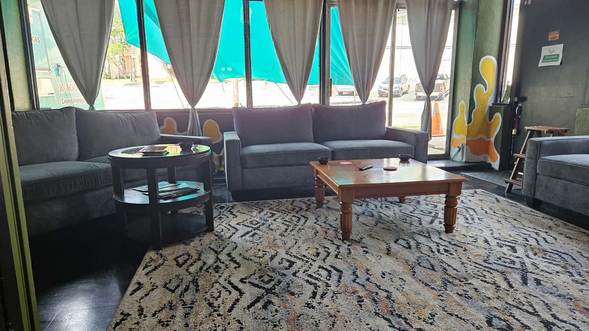 Interior LazyDaze Speedway Photo
