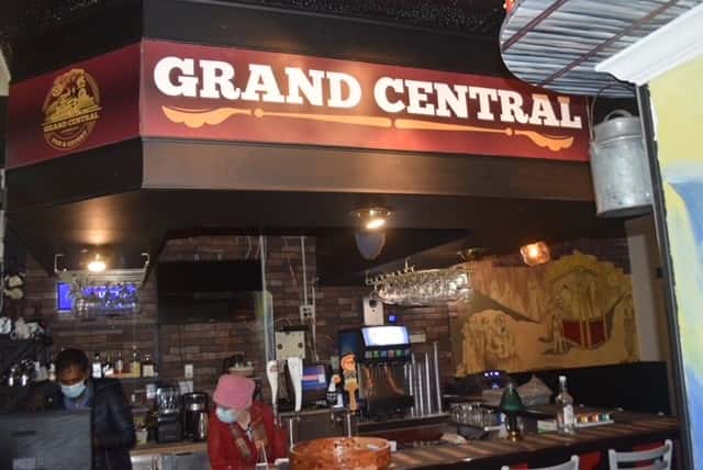 bar at grand central pub & eatery