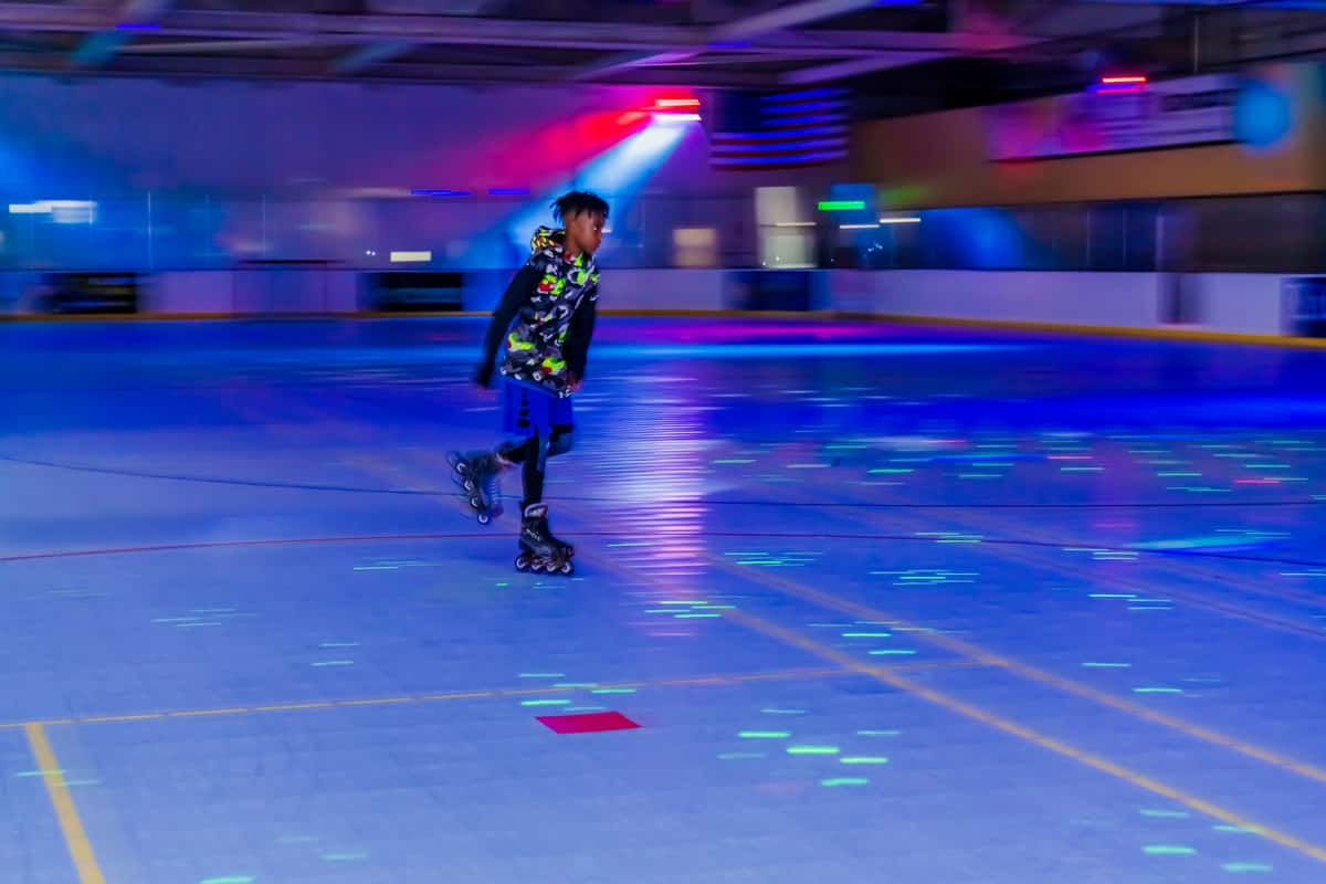 Inline skating, roller skating, roller derby