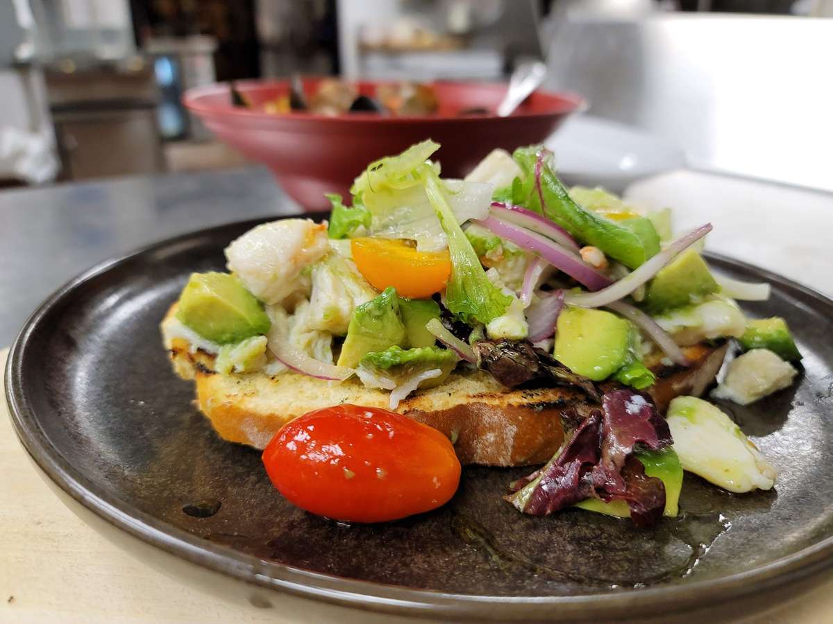 Avo Crab