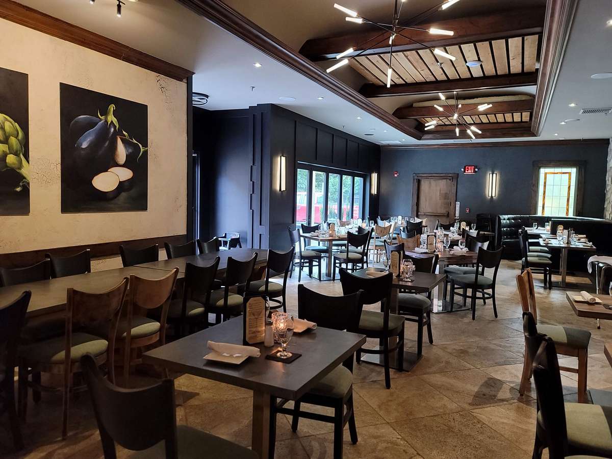 Patio Main Din